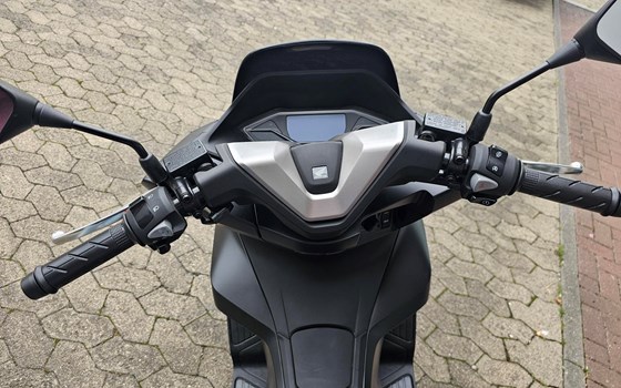 Gebrauchtmotorrad Honda PCX125 - Bild 7