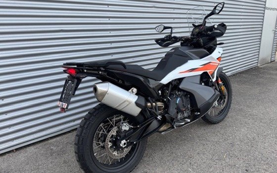 Gebrauchtmotorrad KTM 790 Adventure - Bild 3 Gebrauchtmotorrad KTM 790 Adventure - Bild 3