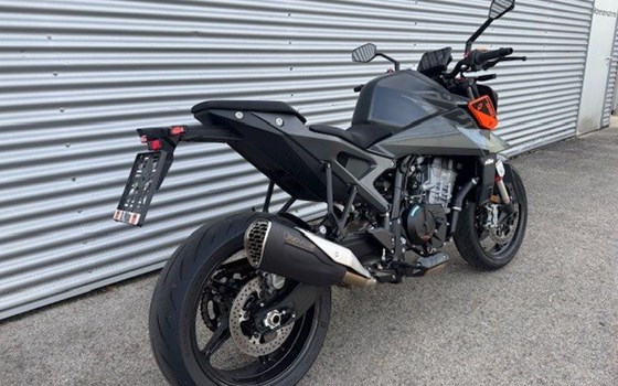 Gebrauchtmotorrad KTM 990 Duke - Bild 3 Gebrauchtmotorrad KTM 990 Duke - Bild 3