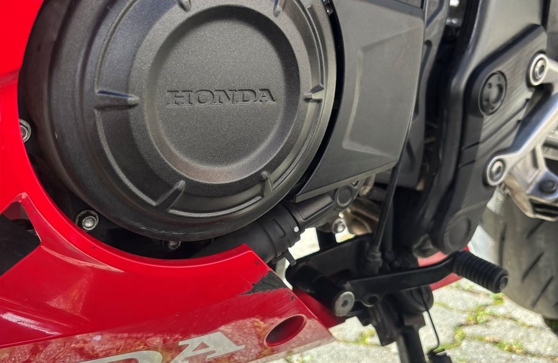 Zum Vergrößern bitte anklicken! Angebot Honda CBR500R