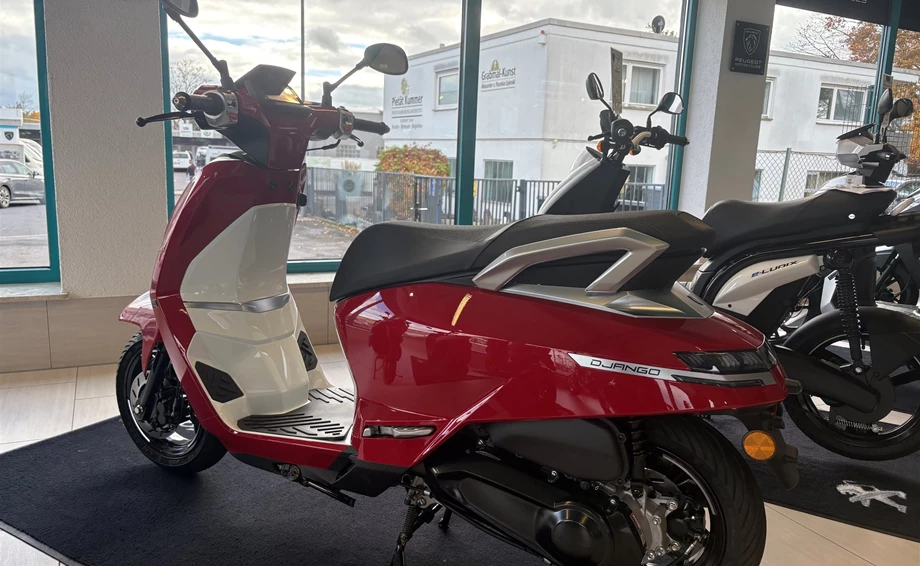Angebot Peugeot New Django 125 Allure Bild 4: Angebot Peugeot New Django 125 Allure