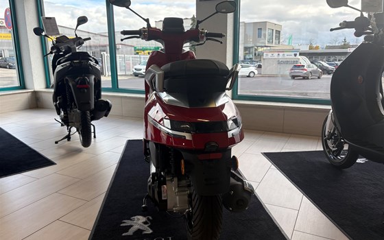 Neufahrzeug Peugeot New Django 125 Allure - Bild 5