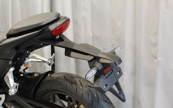 Gebrauchtmotorrad Honda CB125R - Bild 11