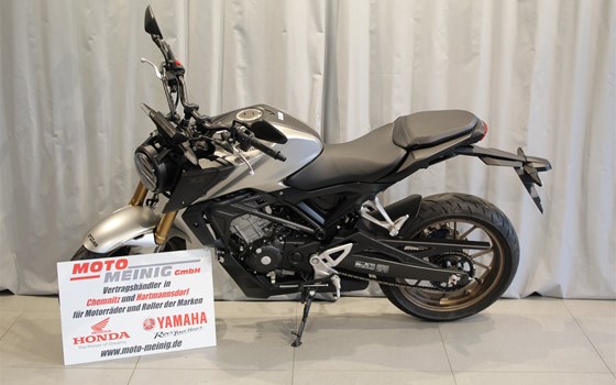 Gebrauchtmotorrad Honda CB125R - Bild 9
