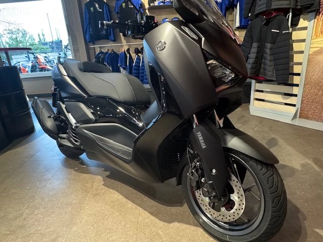 Angebot Yamaha XMAX 125 Tech MAX+ Bild 2: Angebot Yamaha XMAX 125 Tech MAX+