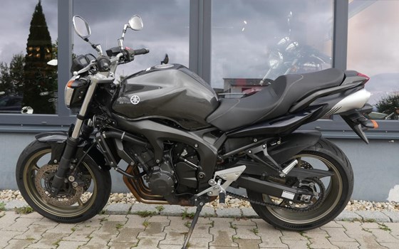 Gebrauchtmotorrad Yamaha FZ6 S2 - Bild 2