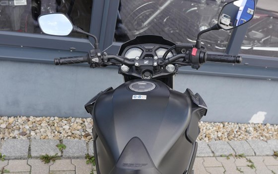 Gebrauchtmotorrad Honda CB650F - Bild 9
