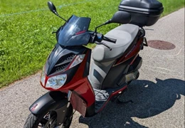 Gebrauchte Aprilia Sportcity Street 300 Gebrauchte Aprilia Sportcity Street 300