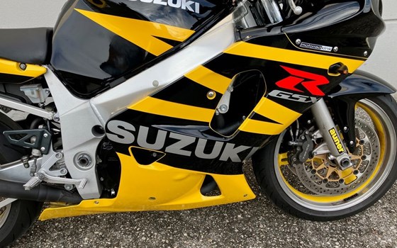 Gebrauchtmotorrad Suzuki GSX-R 600 - Bild 9 Gebrauchtmotorrad Suzuki GSX-R 600 - Bild 9