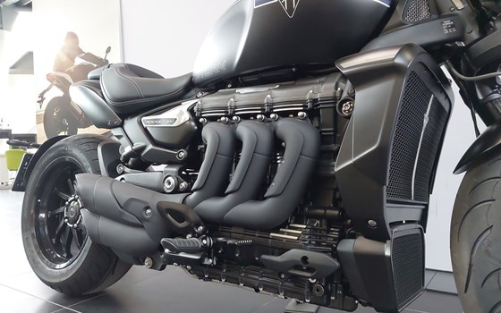 Neufahrzeug Triumph Rocket 3 Storm R - Bild 8 Neufahrzeug Triumph Rocket 3 Storm R - Bild 8