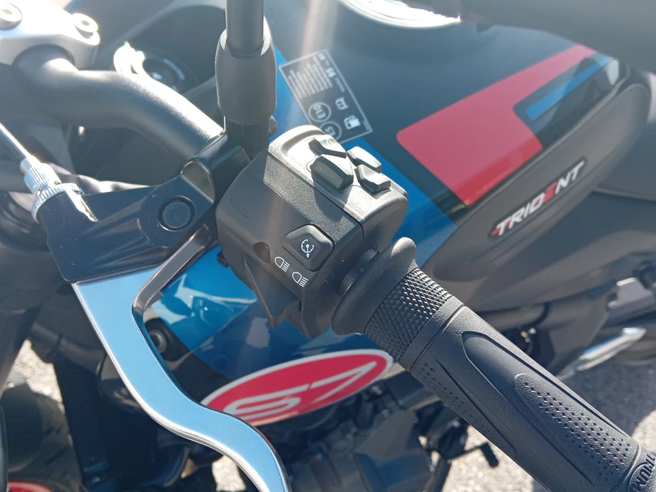 Angebot Triumph Trident 660 Triple Tribute Bild 11: Angebot Triumph Trident 660 Triple Tribute