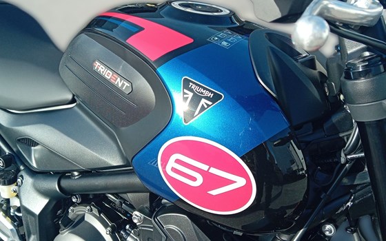 Neufahrzeug Triumph Trident 660 Triple Tribute - Bild 7 Neufahrzeug Triumph Trident 660 Triple Tribute - Bild 7