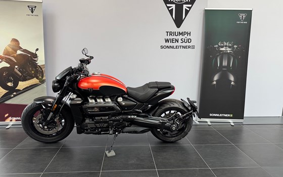 Neufahrzeug Triumph Rocket 3 Storm R - Bild 1 Neufahrzeug Triumph Rocket 3 Storm R - Bild 1