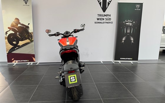 Neufahrzeug Triumph Rocket 3 Storm R - Bild 3