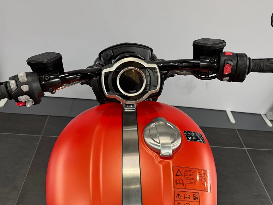 Angebot Triumph Rocket 3 Storm R Bild 7: Angebot Triumph Rocket 3 Storm R