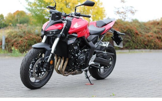 Gebrauchtmotorrad Honda CB1000 Hornet - Bild 11