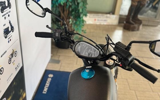 Neufahrzeug Hyosung GV 125i S Aquila EVO - Bild 4