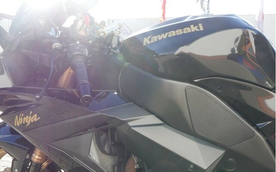 Gebrauchtmotorrad Kawasaki Ninja ZX-10R - Bild 12