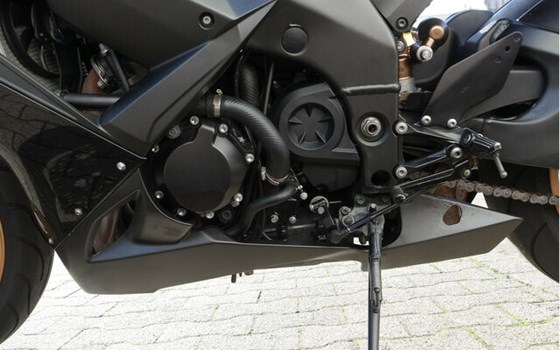 Gebrauchtmotorrad Kawasaki Ninja ZX-10R - Bild 13