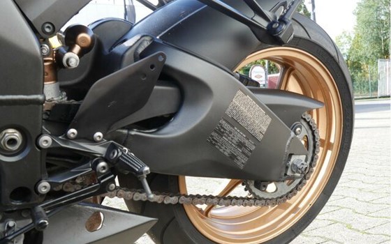 Gebrauchtmotorrad Kawasaki Ninja ZX-10R - Bild 14