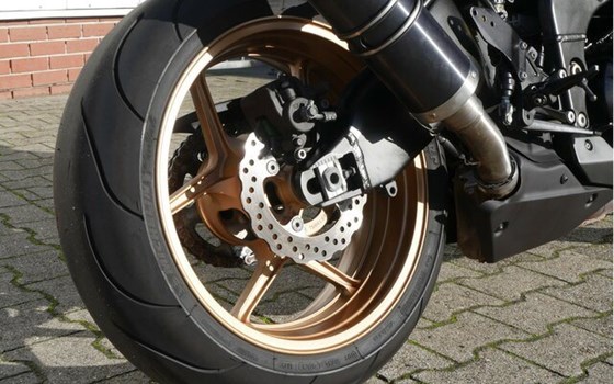 Gebrauchtmotorrad Kawasaki Ninja ZX-10R - Bild 7