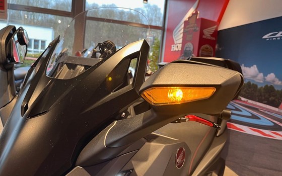 Gebrauchtmotorrad Honda Forza 125 - Bild 13