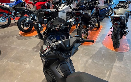 Gebrauchtmotorrad Honda Forza 125 - Bild 5