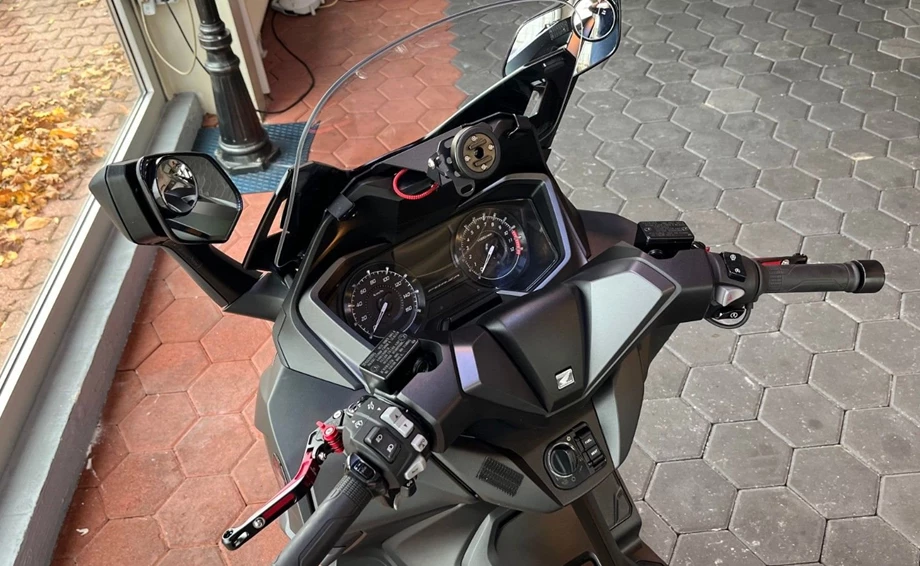 Angebot Honda Forza 125 Bild 6: Angebot Honda Forza 125