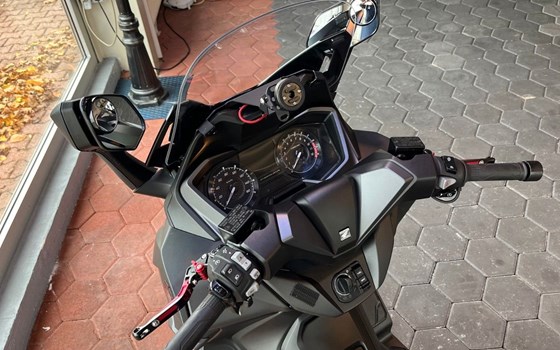 Gebrauchtmotorrad Honda Forza 125 - Bild 6