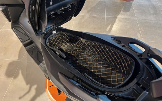 Gebrauchtmotorrad Honda Forza 125 - Bild 7