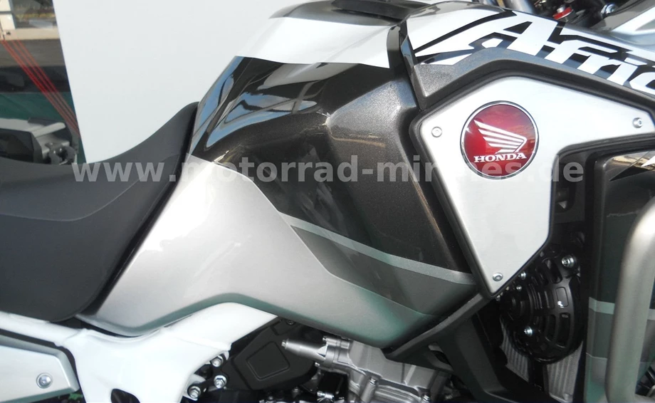 Angebot Honda CRF1000L Africa Twin Adventure Sports Bild 7: Angebot Honda CRF1000L Africa Twin Adventure Sports