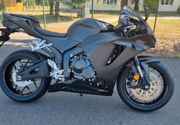 Neumotorrad Honda CBR600RR