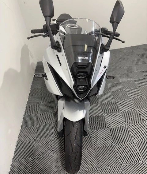 Angebot Suzuki GSX-8R Bild 10: Angebot Suzuki GSX-8R