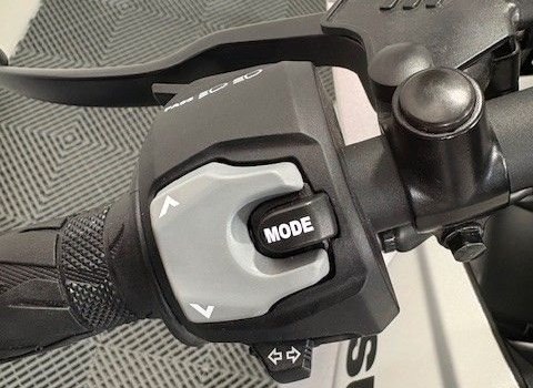 Gebrauchtmotorrad Suzuki GSX-8R - Bild 7