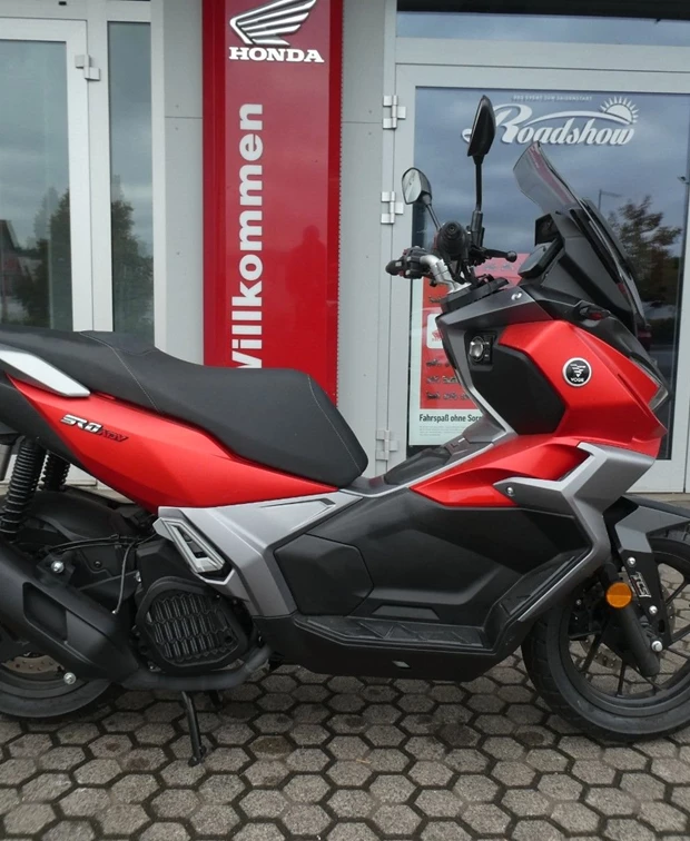 Voge SR1 ADV 125 ABS TCS