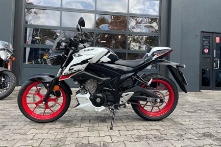 Suzuki GSX-S125