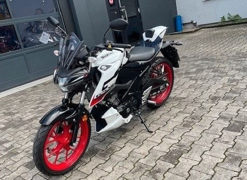 Gebrauchtmotorrad Suzuki GSX-S125 - Bild 3