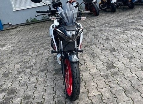 Gebrauchtmotorrad Suzuki GSX-S125 - Bild 4