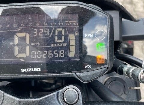 Gebrauchtmotorrad Suzuki GSX-S125 - Bild 7