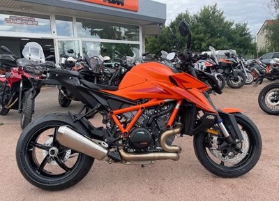 NEUFAHRZEUG KTM 1390 Super Duke R EVO