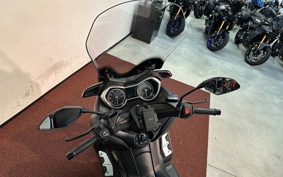 Gebrauchtmotorrad Yamaha XMAX 125 - Bild 14