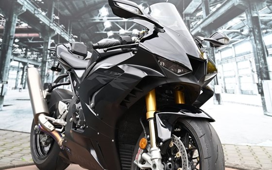 Gebrauchtmotorrad Honda CBR1000RR-R Fireblade SP - Bild 4