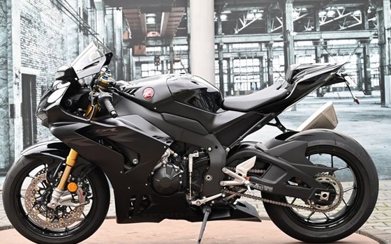 Gebrauchtmotorrad Honda CBR1000RR-R Fireblade SP - Bild 8