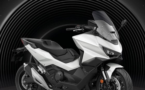 Neufahrzeug Honda Forza 750 - Bild 1