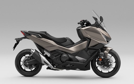 Neufahrzeug Honda Forza 750 - Bild 6