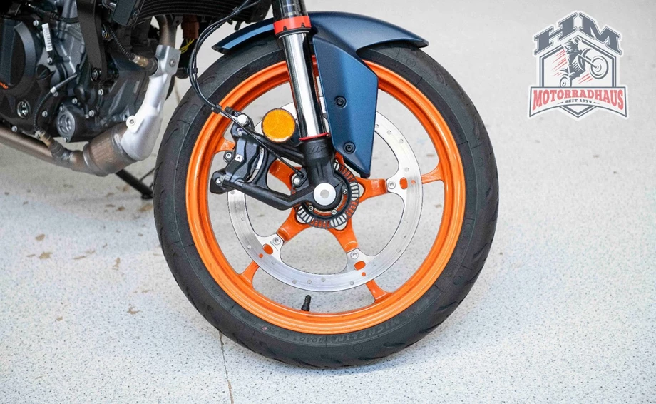 Angebot KTM 125 Duke Bild 10: Angebot KTM 125 Duke