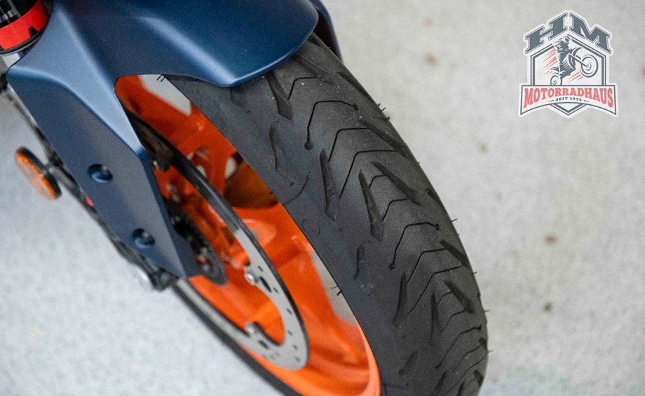 Angebot KTM 125 Duke Bild 11: Angebot KTM 125 Duke