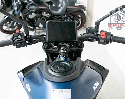 zum Vergrössern bitte anklicken!