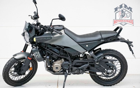 Gebrauchtmotorrad Husqvarna Svartpilen 125 - Bild 1