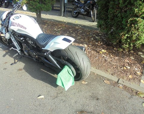 zum Vergrössern bitte anklicken!